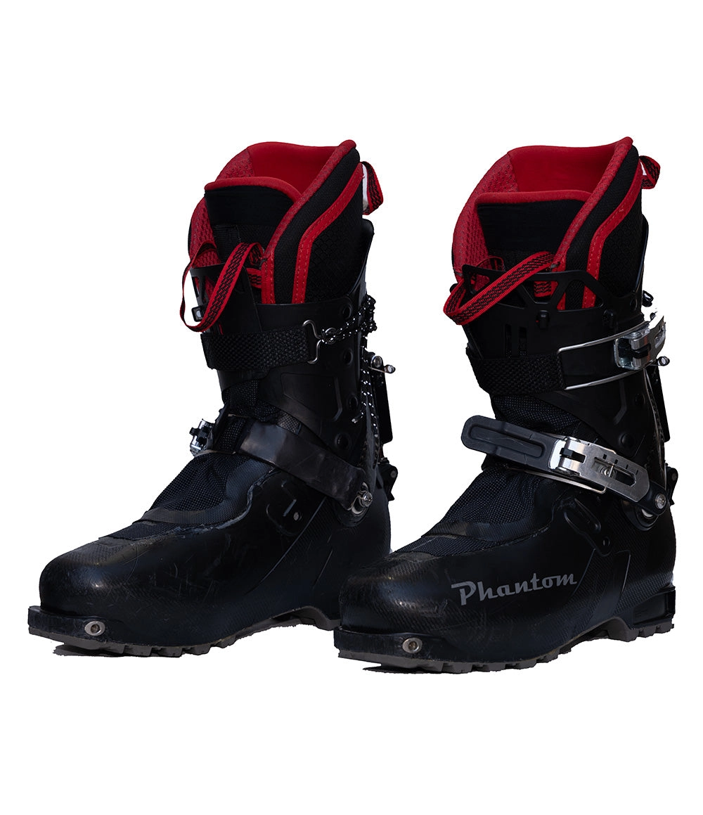 DEMO Phantom Hardboot 26
