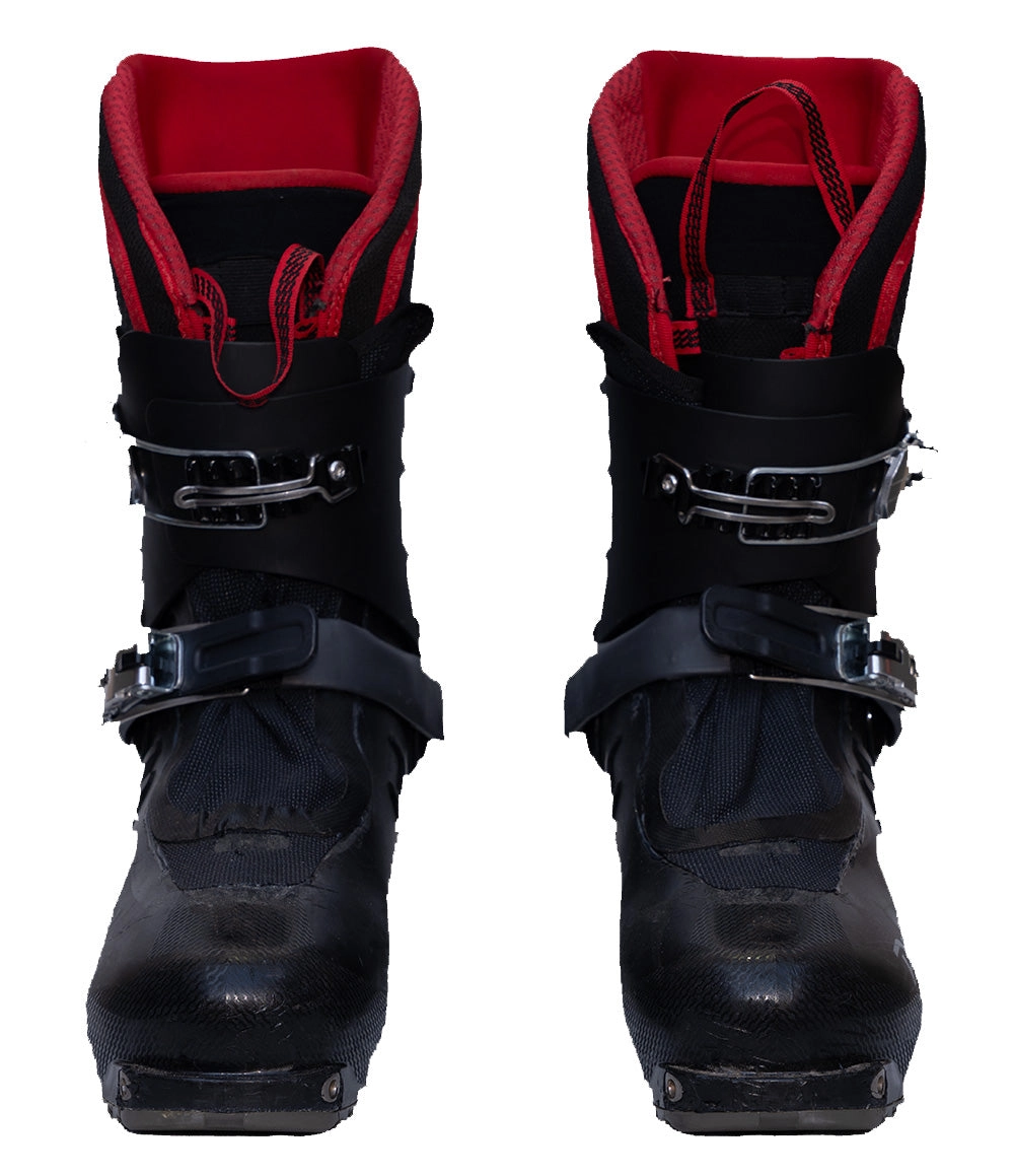 DEMO Phantom Hardboot 29