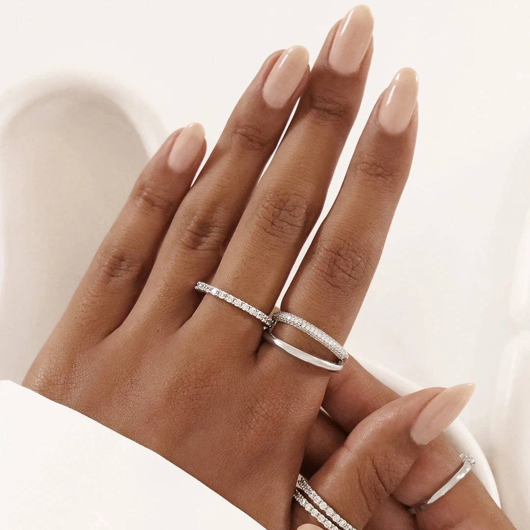 Elle Ring