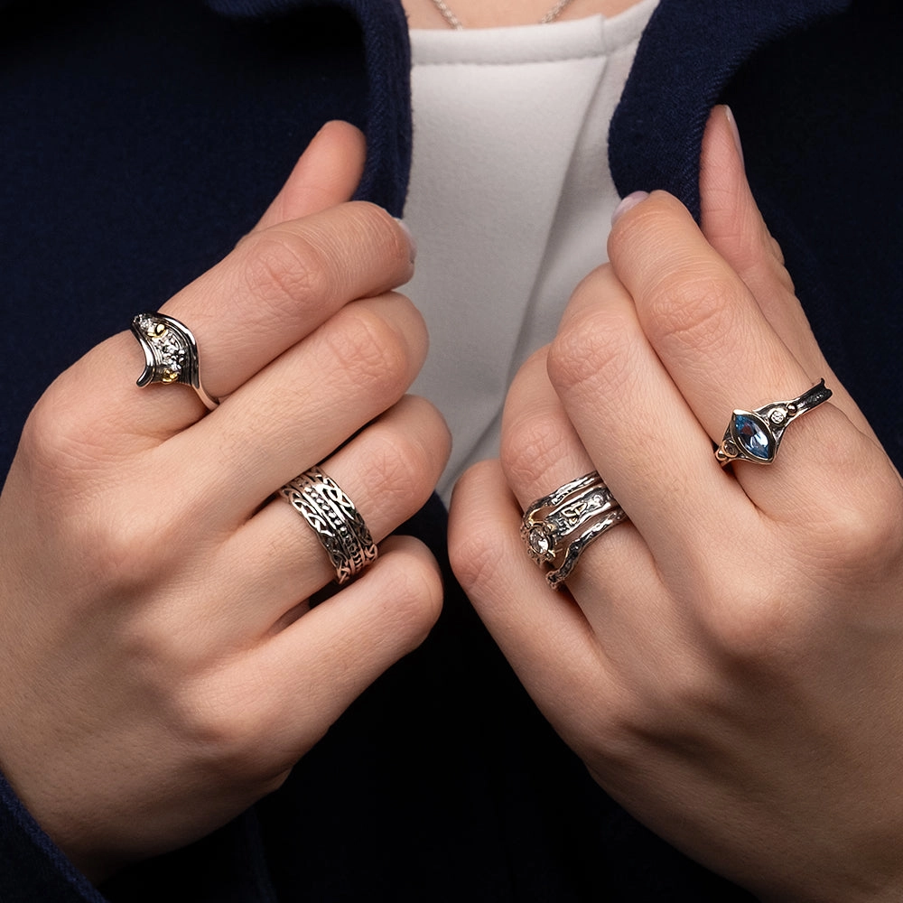 Silver Beaded Ring with Knotwork Rails